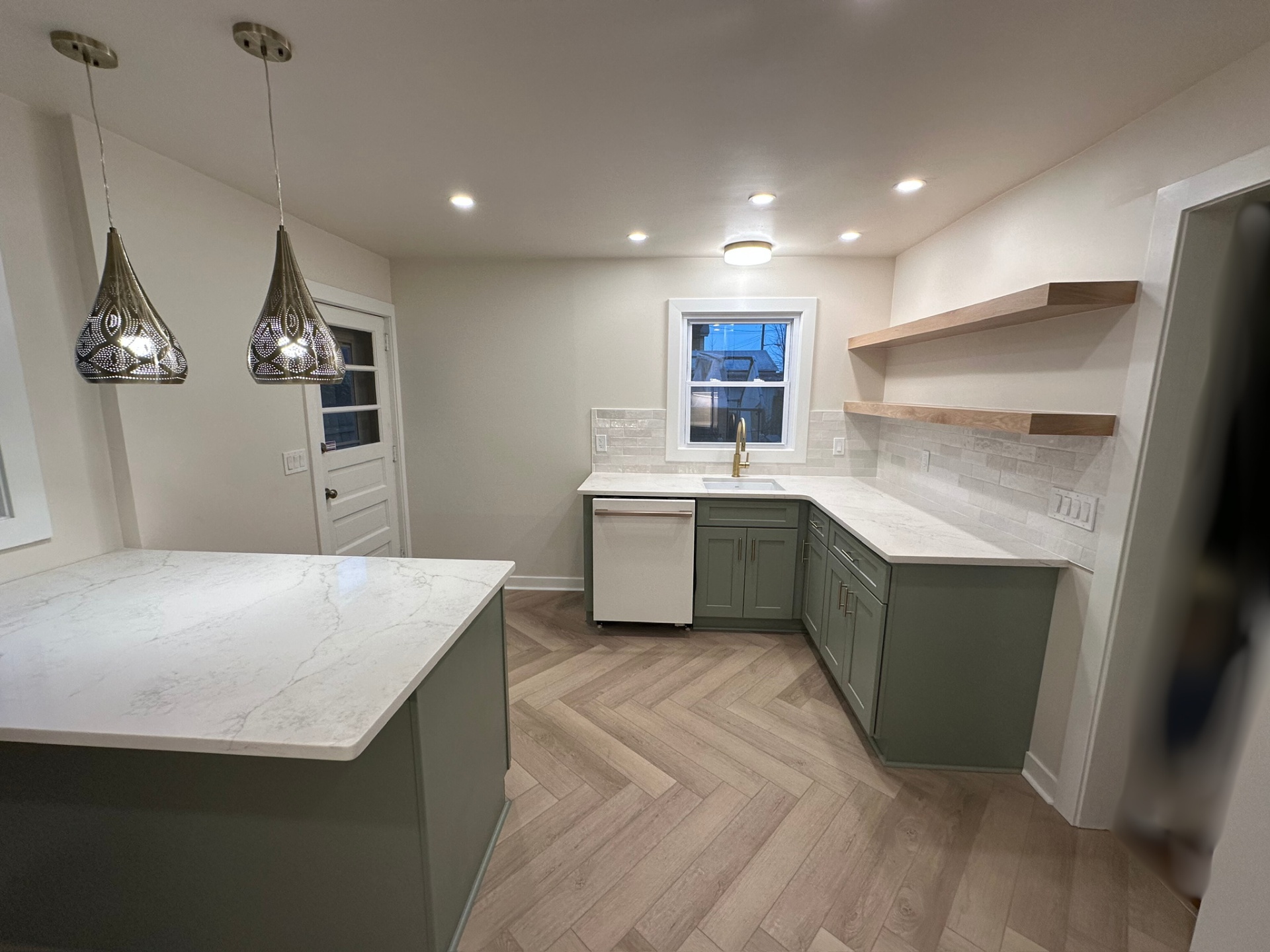 After — Sink & appliance wall